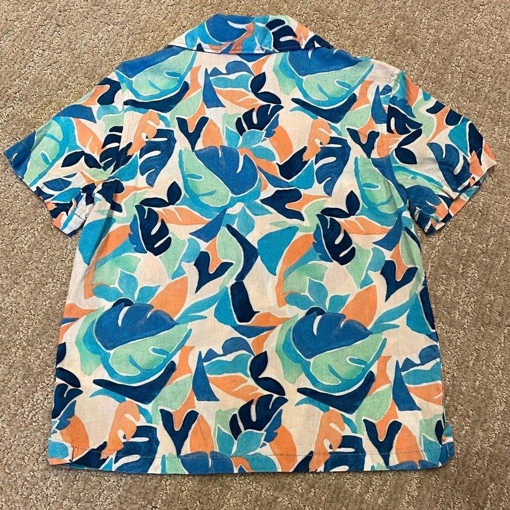 Boys Old Navy Leaf Button Up